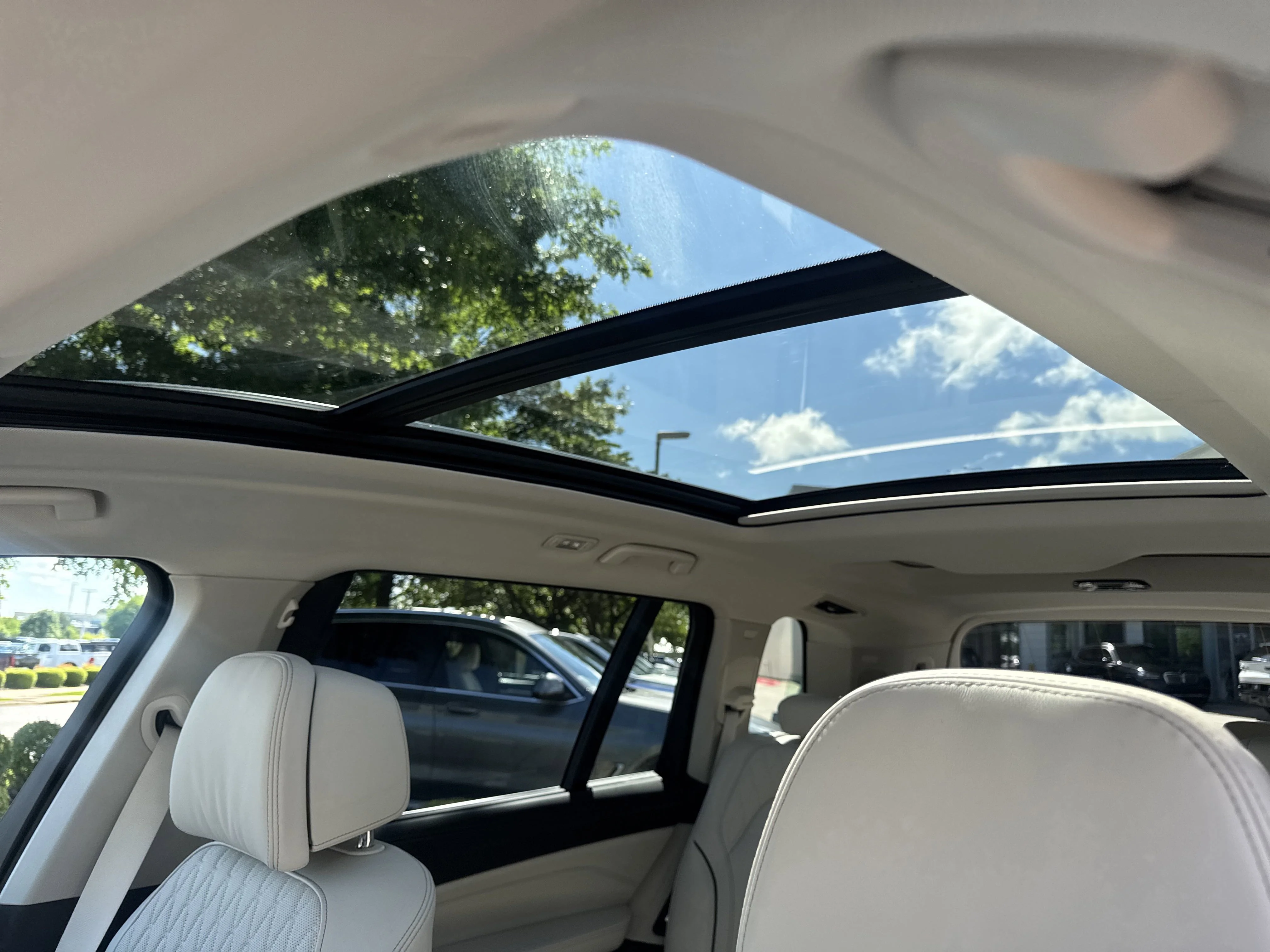 2026 BMW X7 40i - Photo 9