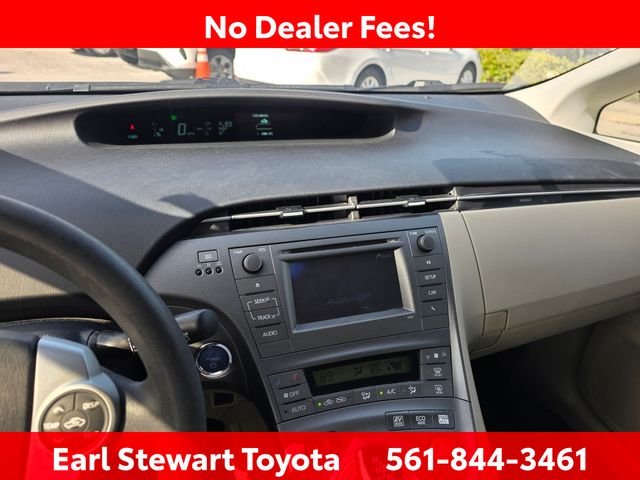 Used 2013 Beige Toyota Two image 4