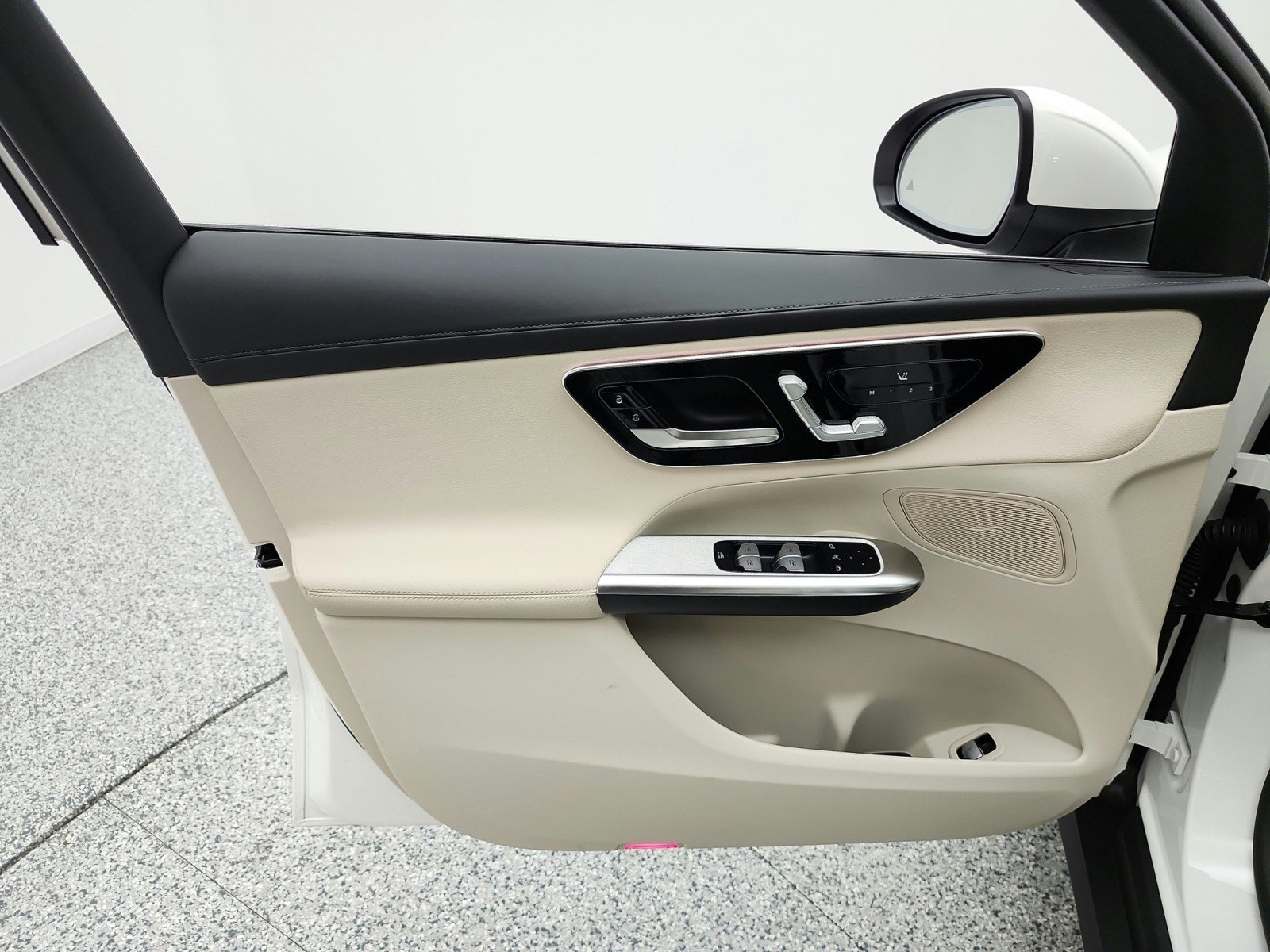 Certified Used 2024 Polar White Mercedes-Benz GLC 300 4MATIC® SUV image 15