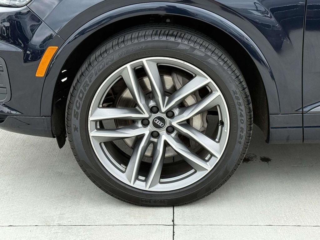 Used 2018  Audi 3.0T Prestige image 12