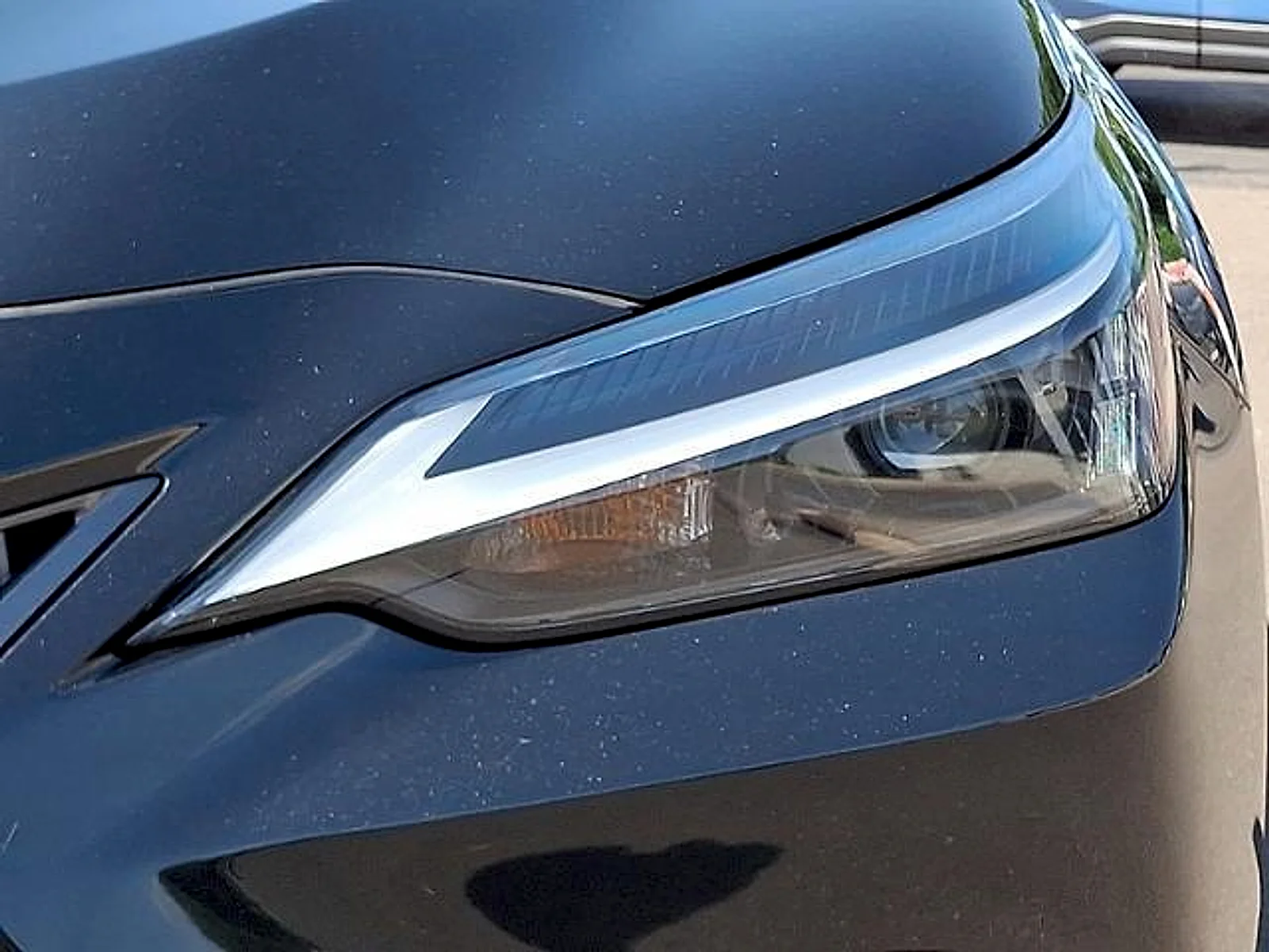 Used 2024  Lexus  image 27