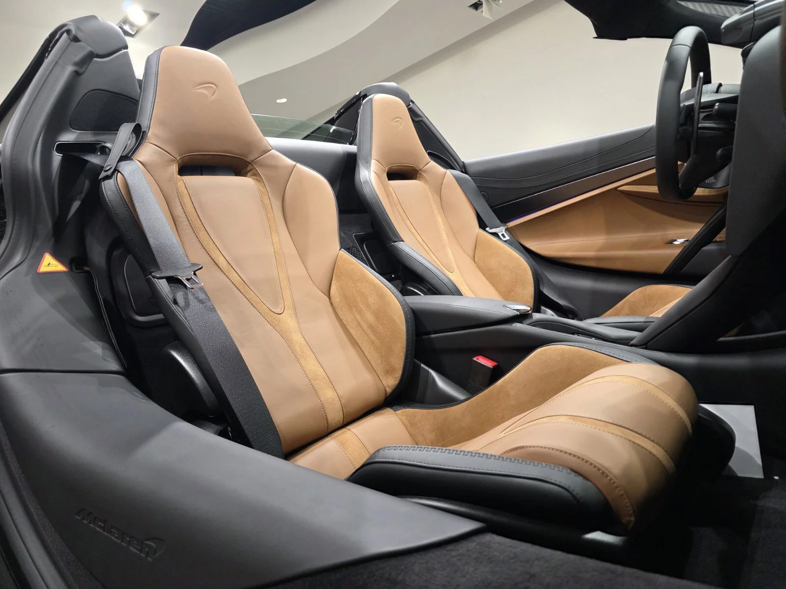 New 2027 MSO Amaranth Red McLaren Spider image 22