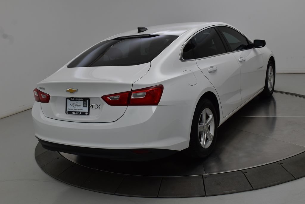 Used 2019 Summit White Chevrolet LS image 21
