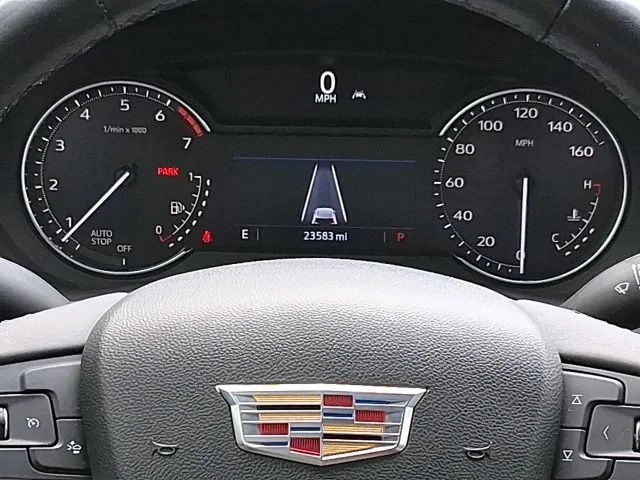 Used 2021 Crystal White Tricoat Cadillac Luxury image 13