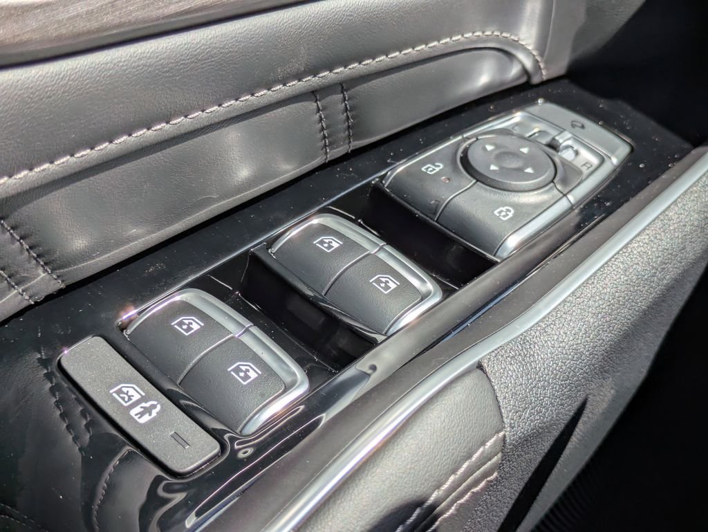New 2025 Midnight Lake Blue Kia X-Line SX AWD image 27