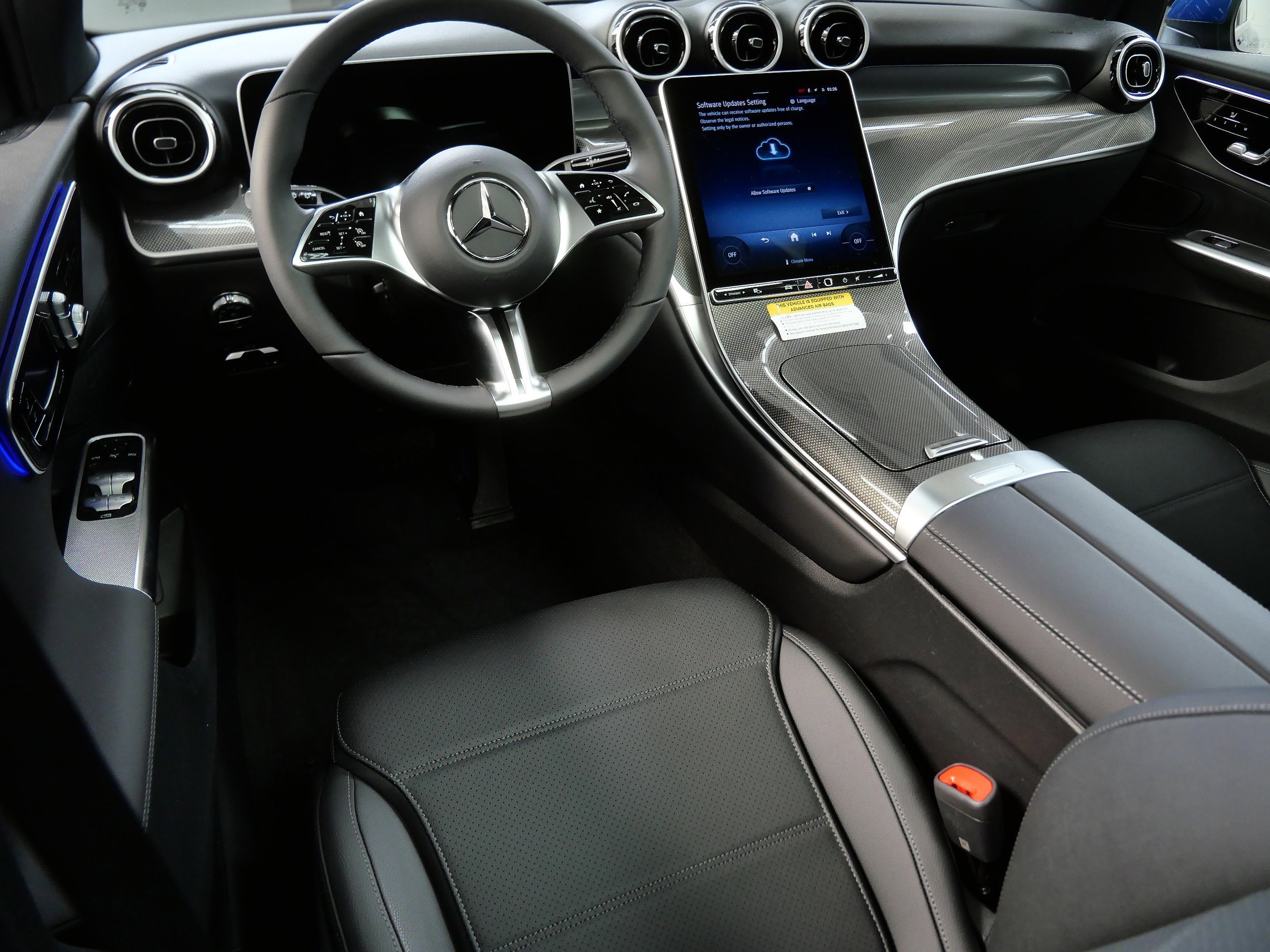 New 2026 Starling Blue Metallic Mercedes-Benz GLC 300 image 2