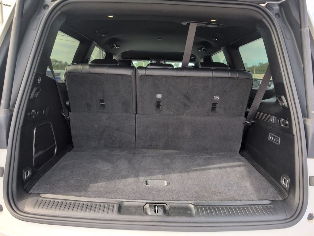 Used 2024 White Jeep Series III image 23