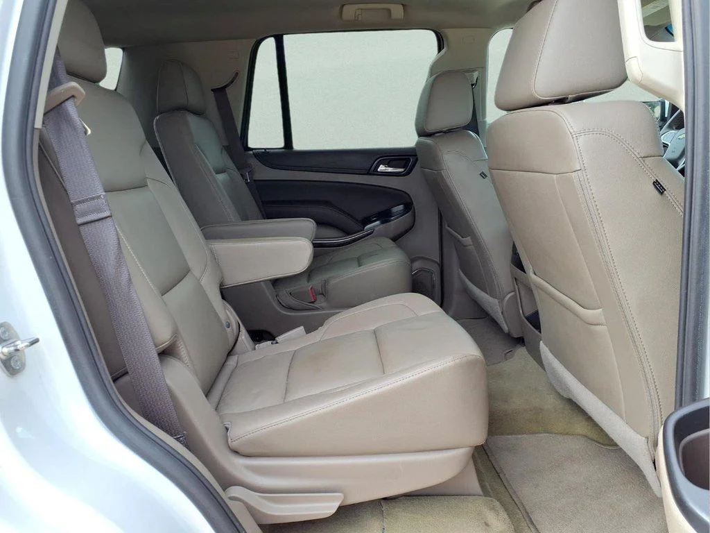 Used 2017 Iridescent Pearl Tricoat Chevrolet LT image 13