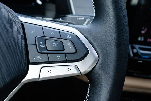 2026 Volkswagen Atlas Cross Sport SE w/Tech - Photo 18