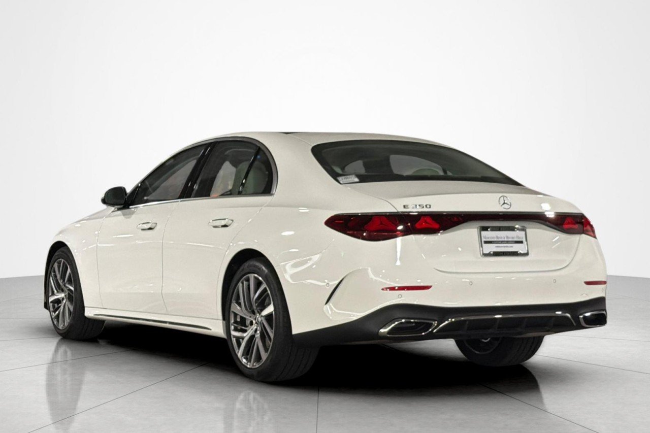 New 2027 Polar White Mercedes-Benz E 350 RWD Sedan image 3