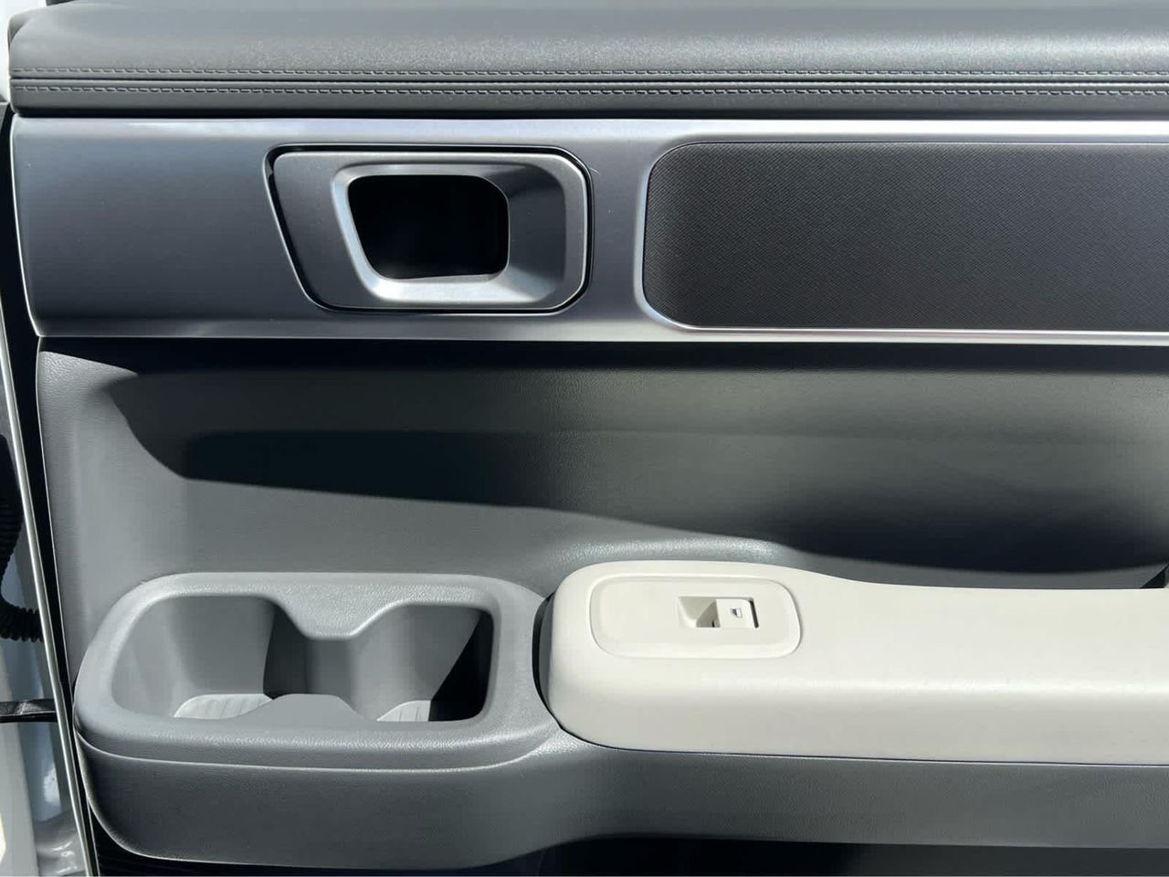 New 2026 Serenity White Hyundai SE AWD image 22
