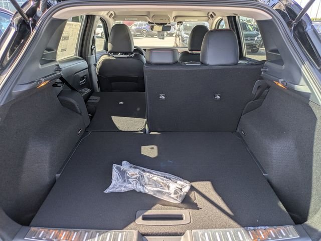 2026 Nissan KICKS SR - Photo 23