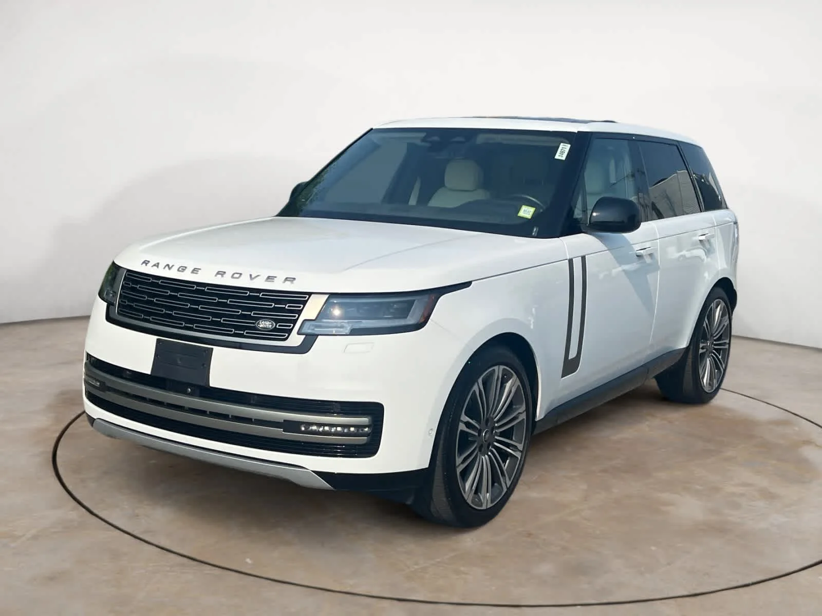 2025 Land Rover Range Rover P400 SWB