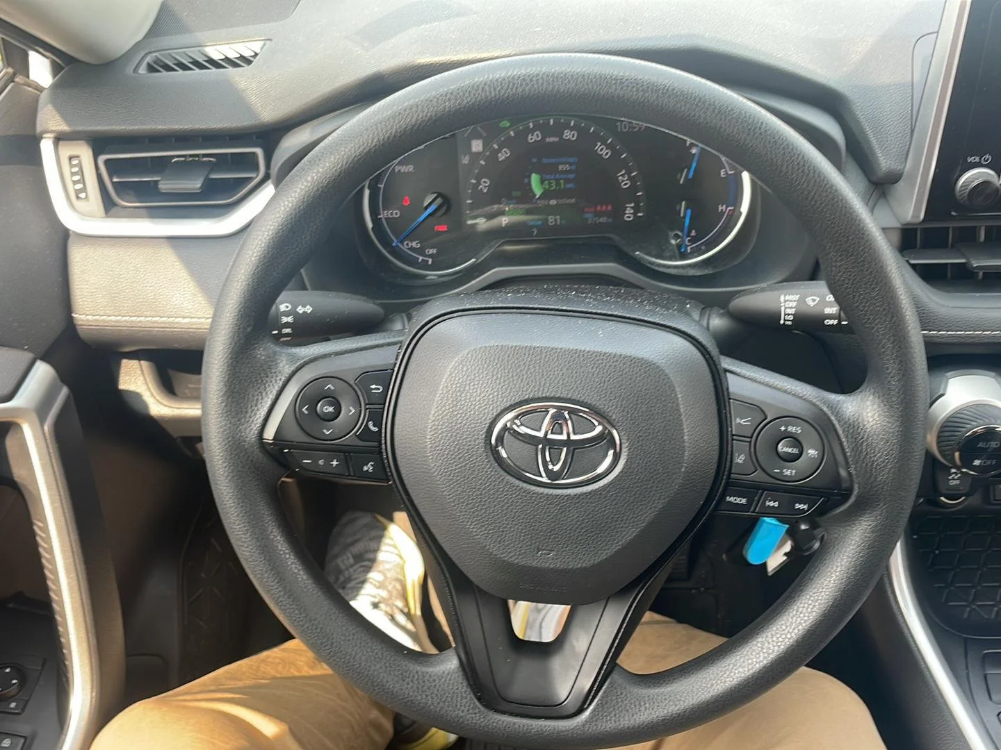 Used 2024 Ice Cap Toyota LE image 2