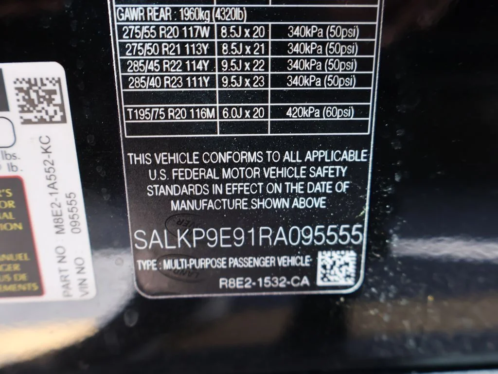 Certified Used 2024 Santorini Black Metallic Land Rover SE image 38