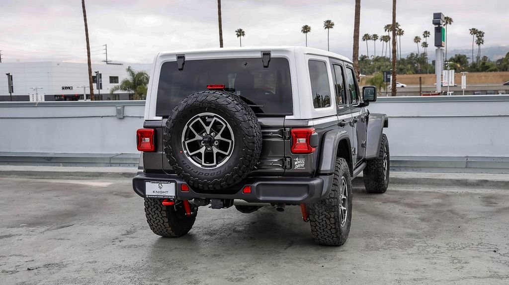 New 2026 Crystal Metallic Jeep Rubicon image 9