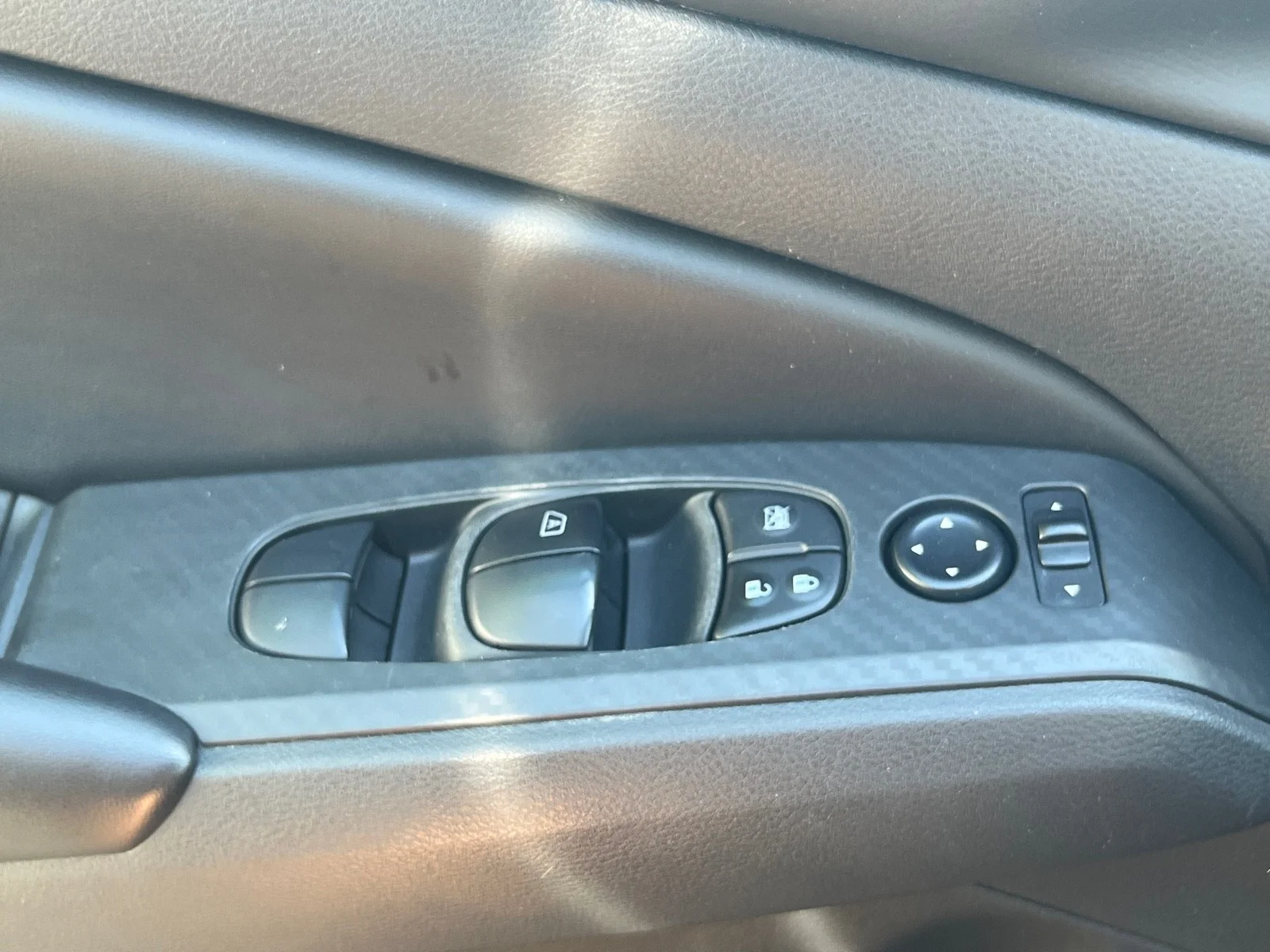 Used 2024 Super Black Nissan 2.5 S image 27
