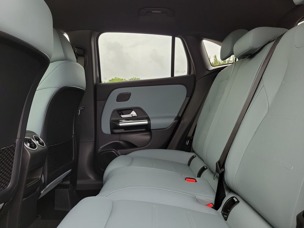 New 2026 Mountain Grey Metallic Mercedes-Benz GLA 250 image 10