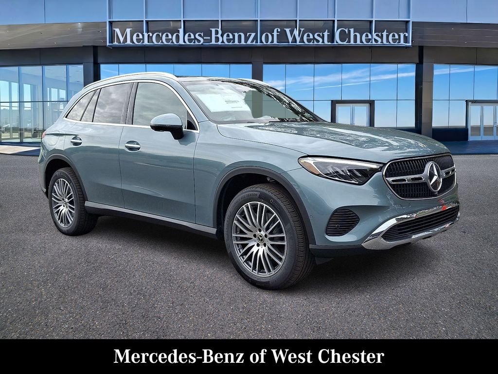2027 Mercedes-Benz GLC 300 AWD 4MATIC® photo 1
