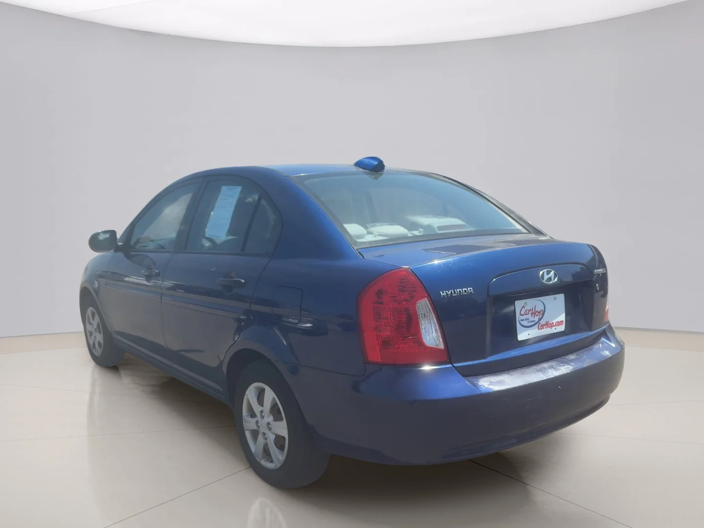 Used 2010 Red Hyundai GLS image 7