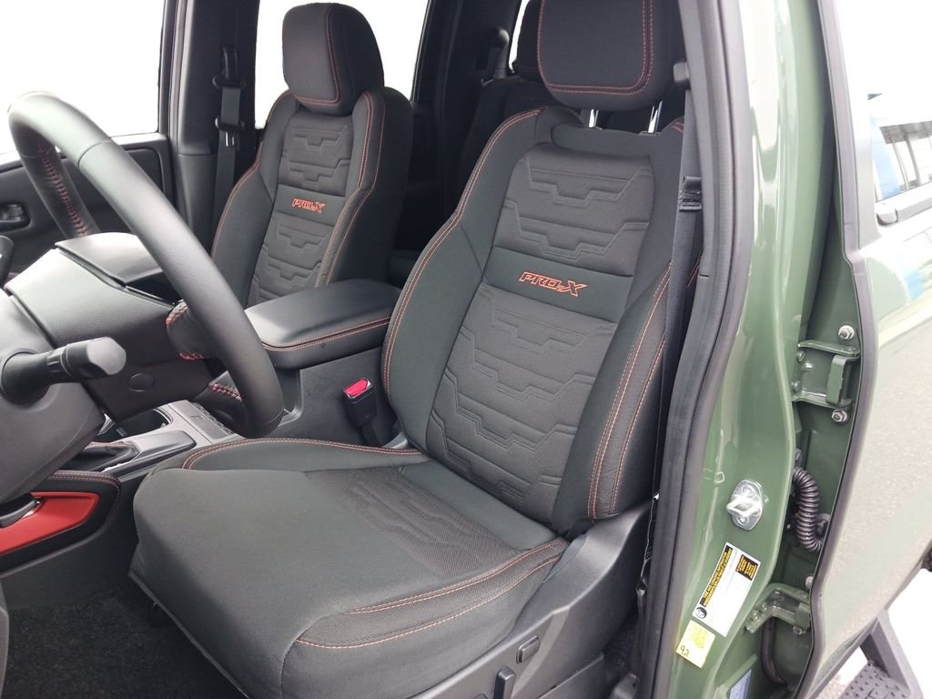 Used 2026 Green Nissan PRO-X image 27