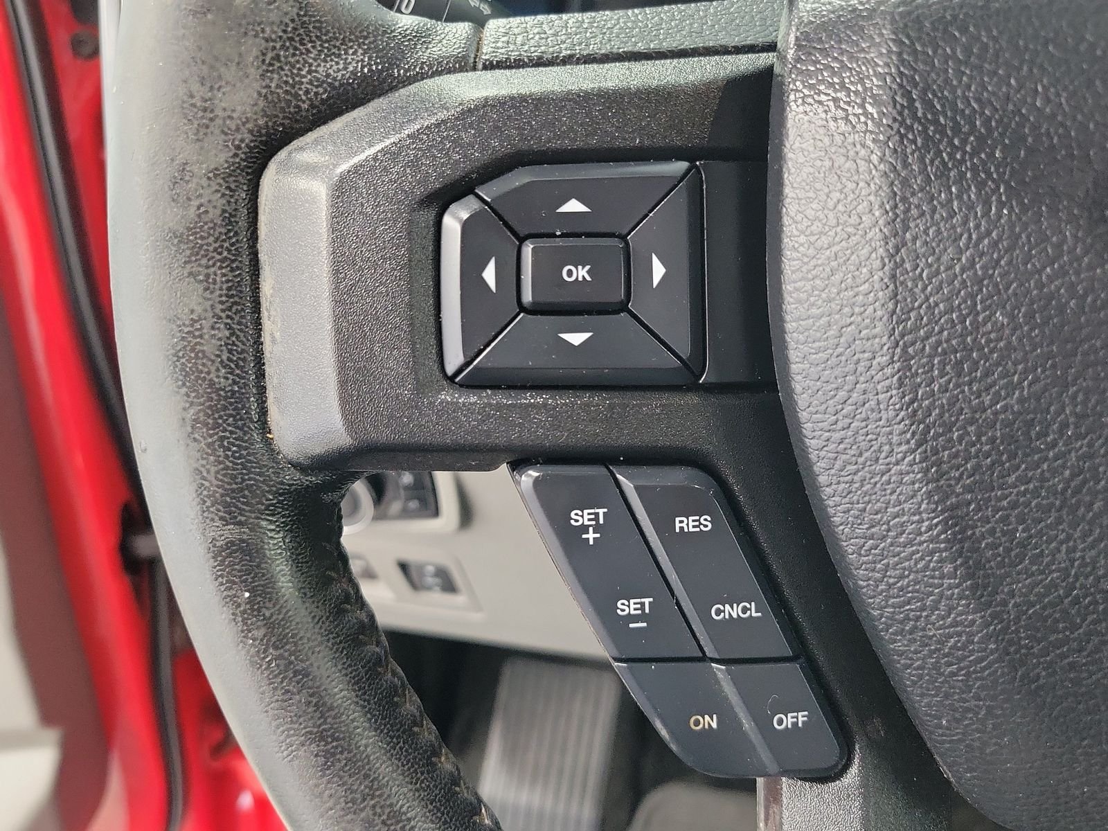 Used 2018 Black Ford XLT image 18