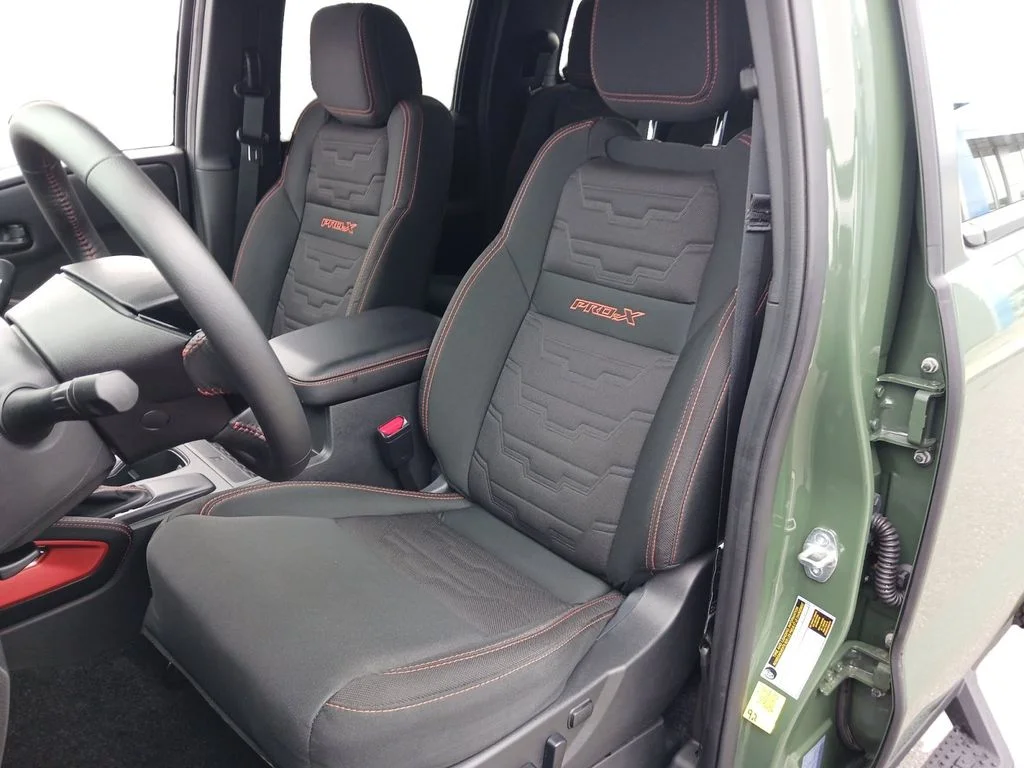 Used 2026 Green Nissan PRO-X image 27