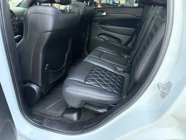 Used 2015 White Jeep SRT image 21
