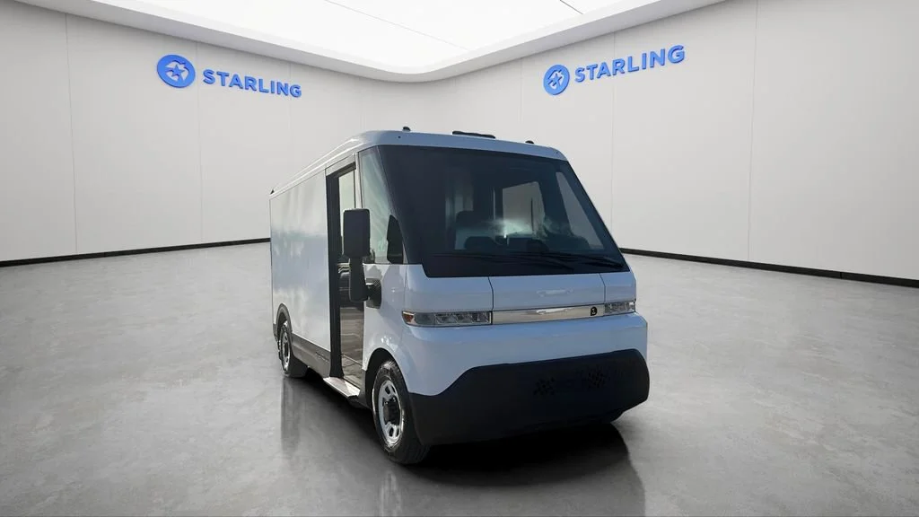 Used 2024 Oyster White BrightDrop EJY image 14