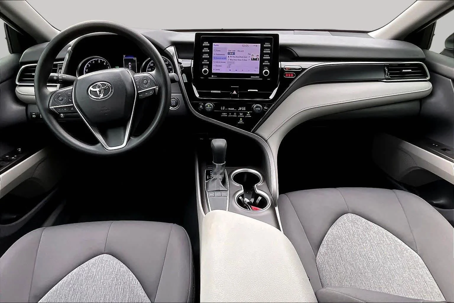 Used 2024 Ice Cap Toyota LE image 15