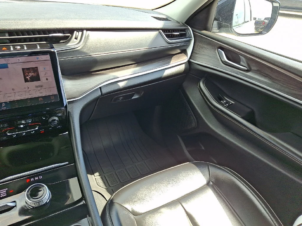 Used 2023 Bright White Clearcoat Jeep Limited image 17