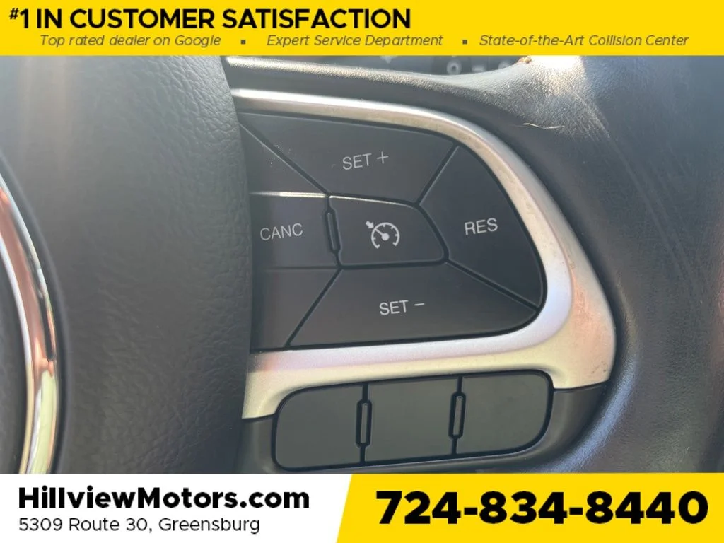Used 2021 White Clearcoat Jeep Latitude image 20