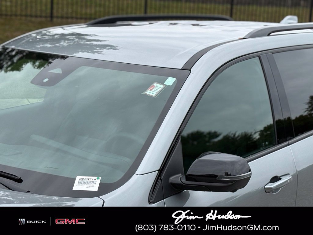 Used 2024 Gray Chevrolet Z71 image 10