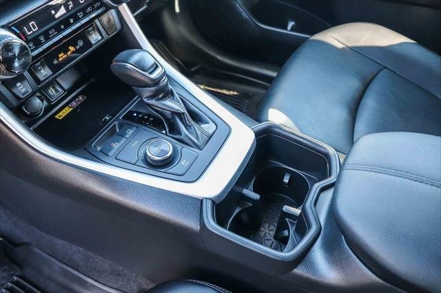 Certified Used 2024 MAGNETIC GRAY MET. Toyota  image 24