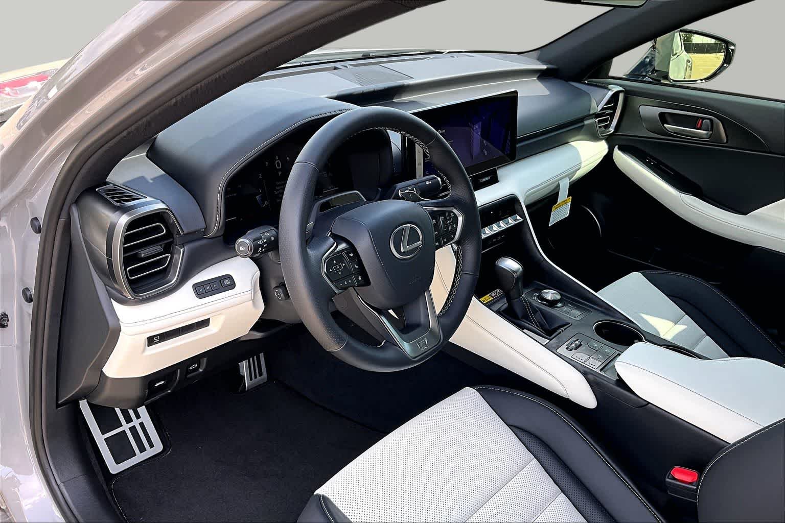New 2026 Wind Lexus F SPORT image 8