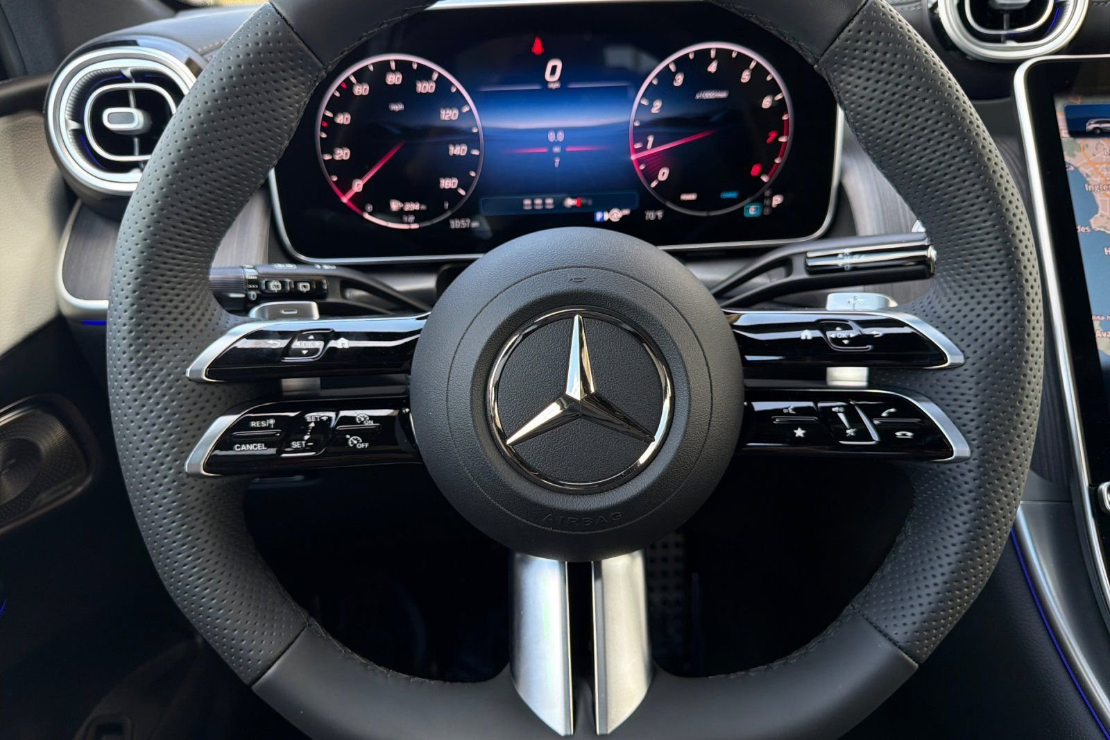 New 2026 Obsidian Black Metallic Mercedes-Benz GLC 300 image 25