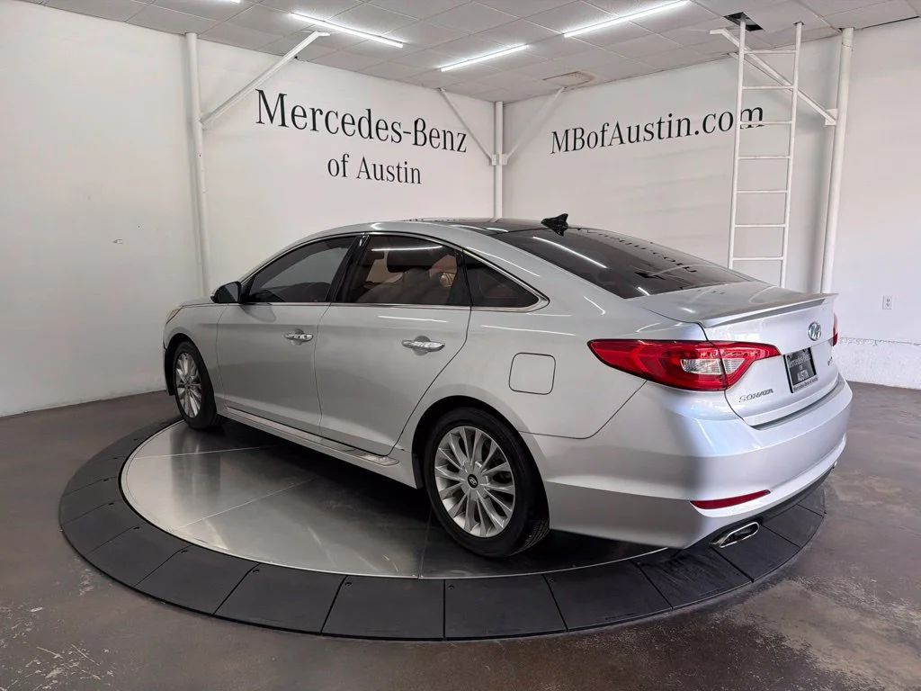 Used 2015 Silver Hyundai Limited image 5