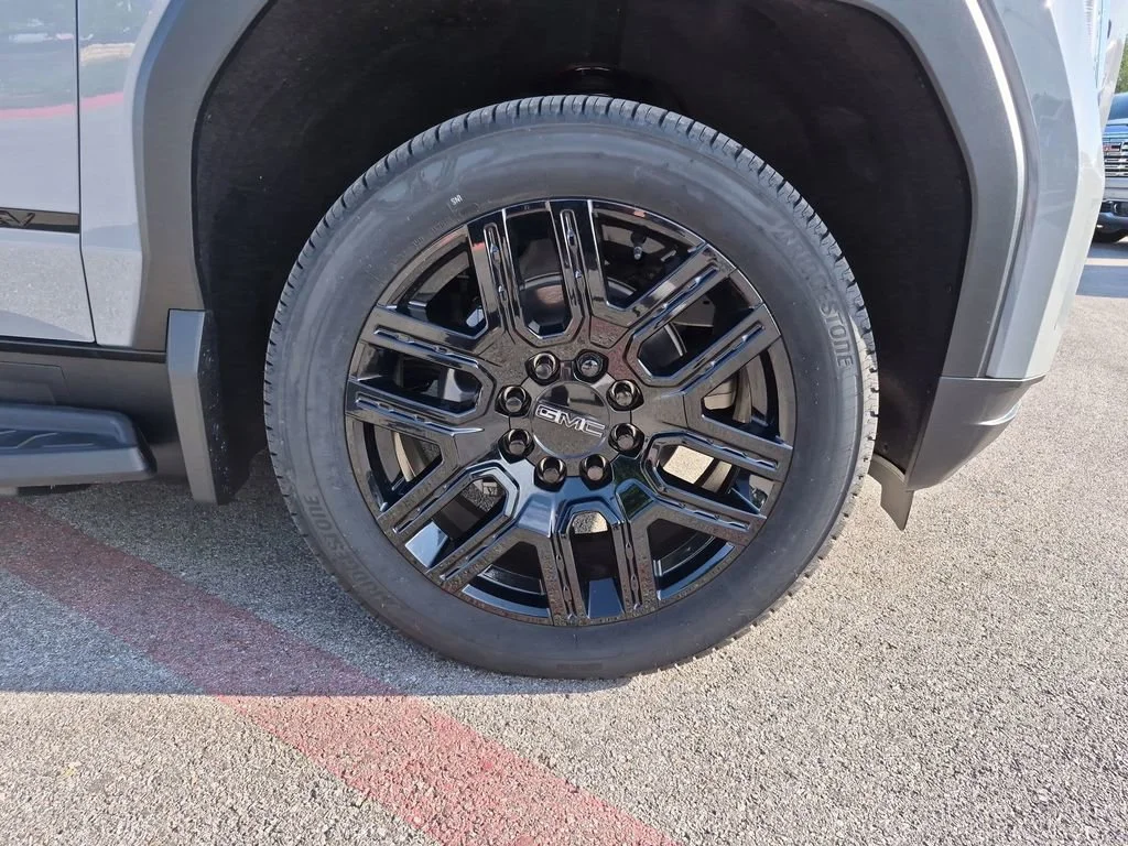 2026 GMC Sierra EV Elevation - Photo 15