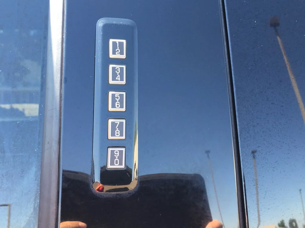 Used 2018 White Ford Lariat image 13
