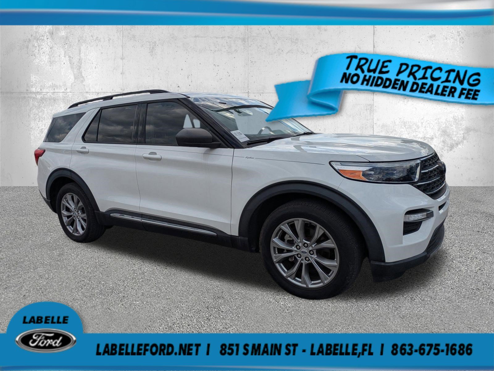 Used 2023 Oxford White Ford XLT image 1