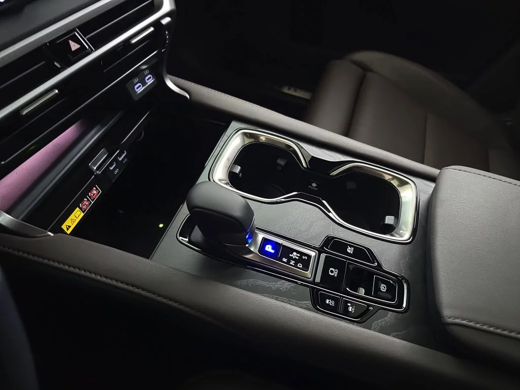 New 2026 Silver Lexus 350h Luxury image 24