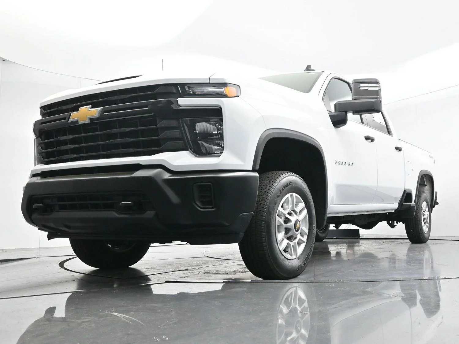 Used 2025 Summit White Chevrolet WT image 65