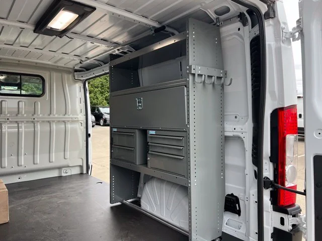 Used 2025 White Ram TRADESMAN image 37