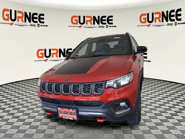 New 2026 Red Hot Pearl-Coat Exterior Paint Jeep Trailhawk image 8