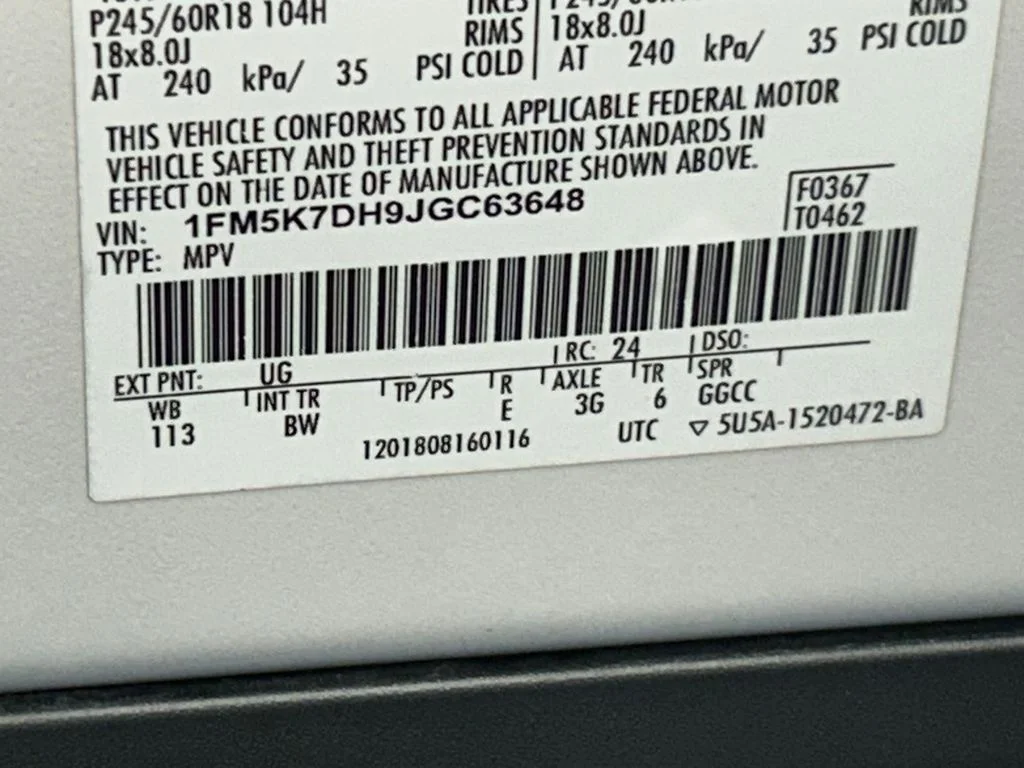 Used 2018 White Platinum Clearcoat Metallic Ford XLT image 18