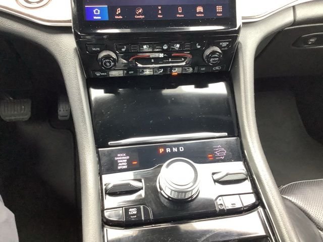 Used 2023 Diamond Black Jeep Overland image 32