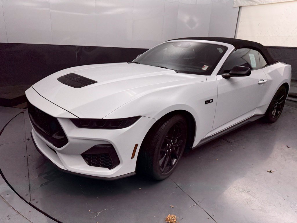 2025 Ford Mustang GT Premium Convertible - Photo 11