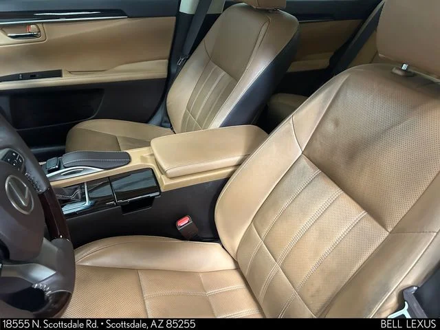 Used 2017 Red Lexus 350 image 18