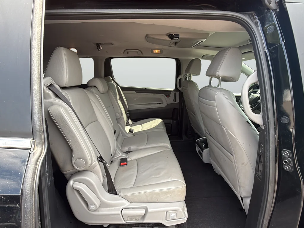 Used 2019  Honda EX-L image 25