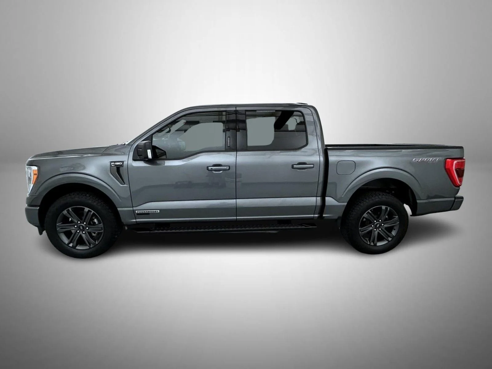 Used 2023 Gray Ford XLT image 8